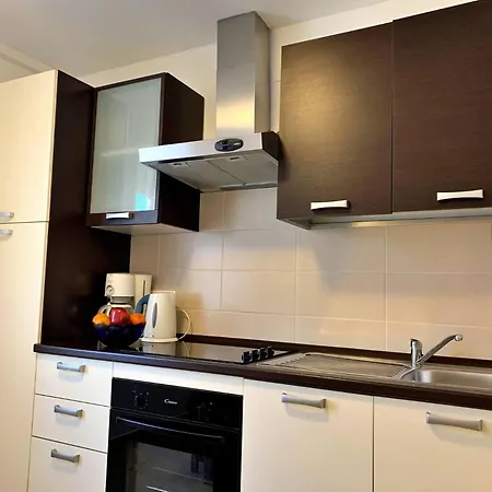 Nevenka K. 3* Čižići