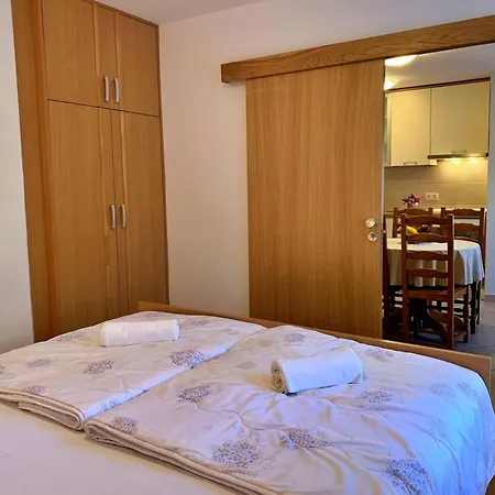 Nevenka K. Guest house Cizici