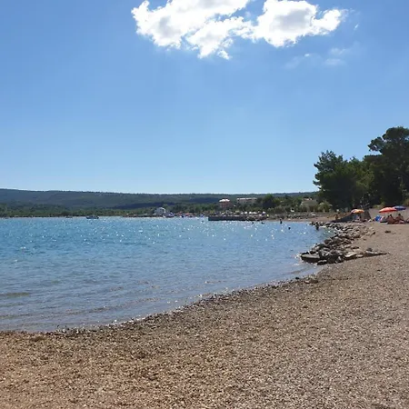 Πανσιόν Nevenka K. Čižići