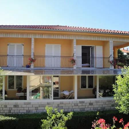 Nevenka K. Guest house 3*