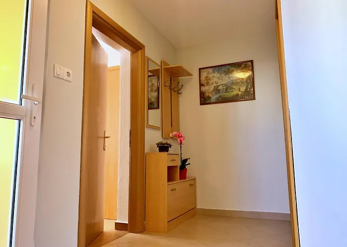 Nevenka K. 게스트하우스 Čižići