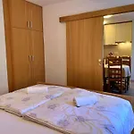 Nevenka K. Guest house Cizici
