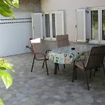 Nevenka K. Guest house 3*